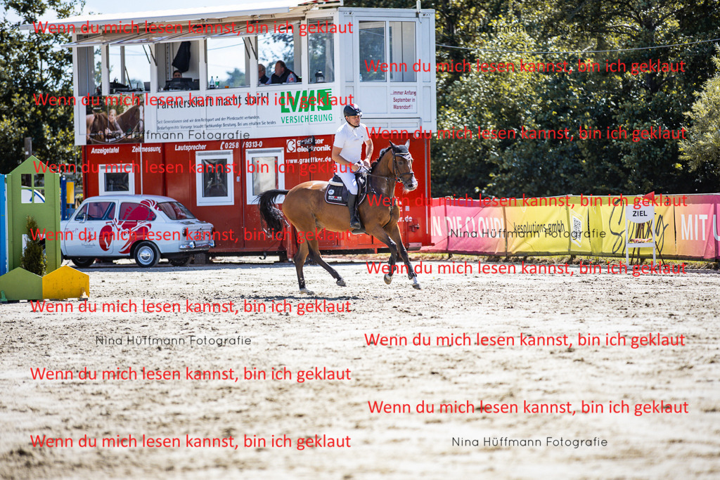 BK1A5288 | Turnierbilder Turnierfotos Nina Hüffmann Turnierfotografie Pferdefotografie Tierzeichnung Haustierzeichnung Pferdezeichnung Hundezeichnung Videograf  - Realisiert mit Pictrs.com