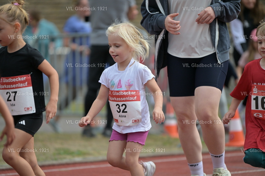 2026-08-23_Sparkassenlauf_Bambibi_KH_000111 | Die Fotografen - Realisiert mit Pictrs.com