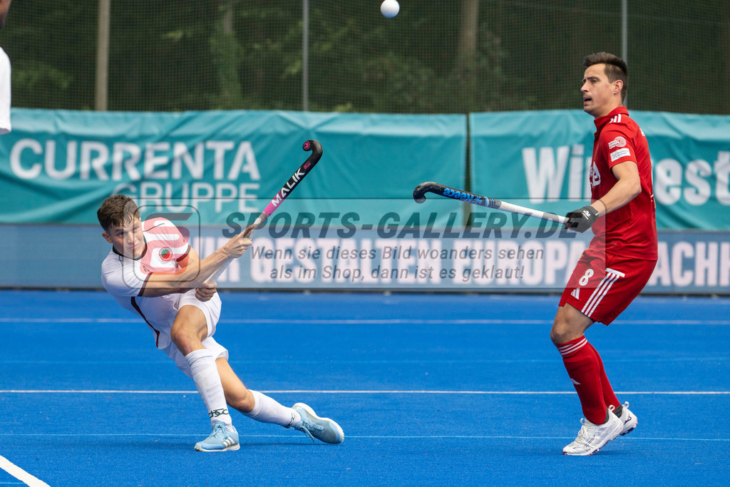 Final4_20250601-1539-Z09_4793 | Krefeld, Deutschland, 01.06.2025:  Feldhockey Final4 2025 – „Deutsche Feldhockey-Meisterschaften 2025“ Crefelder HTC - Rot-Weiss Köln (Finale Herren) im Gerd-Wellen-Hockeyanlage am 01.06.2025 in Krefeld, Deutschland. (Foto von Kramhöller/Fehrmann/Kaste)Krefeld, Germany, 01.06.2025: Feldhockey Final4 2025 – „Deutsche Feldhockey-Meisterschaften 2025“ Harvestehuder HTC - Düsseldorfer HC (Finale Damen) in Gerd-Wellen-Hockeyanlage at 01.06.2025 in Krefeld, Deutschland. (Foto from Kramhöller/Fehrmann/Kaste)