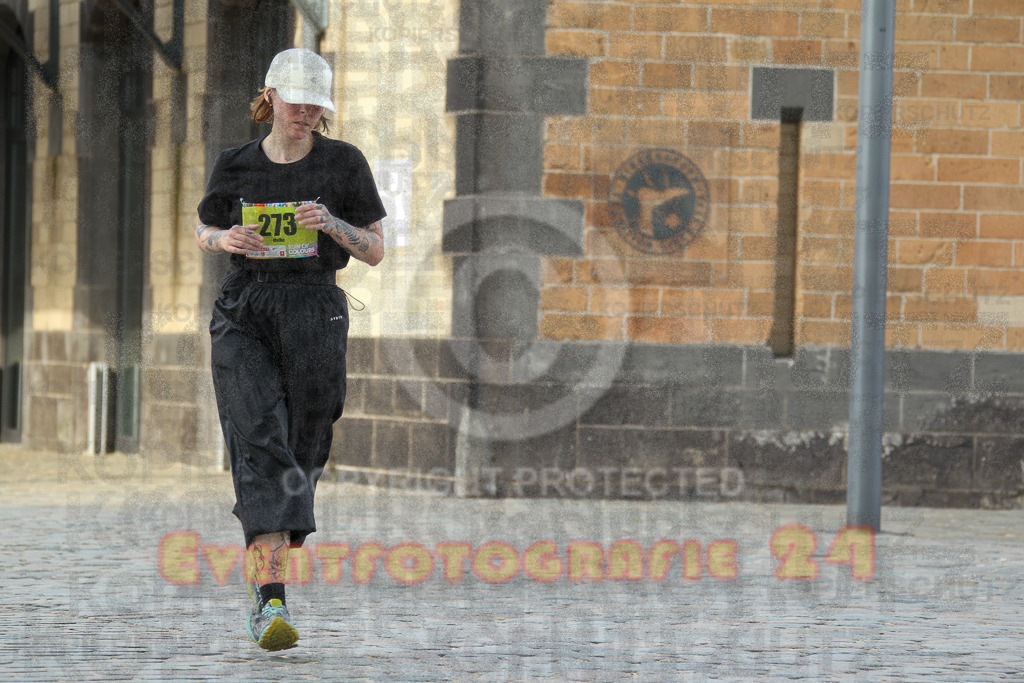 250920_1540_EV4_9421 | Sportfotografie im Rhein-Sieg Kreis, Köln, Bonn, NRW, Rheinland Pfalz, Hessen, etc. Unser Tätigkeitsfeld umfasst den Laufsport vom Volkslauf über den Marathon, Duathlon, Triathon bis zum Ultralauf wie Kölnpfad Ultra oder Schindertrail.