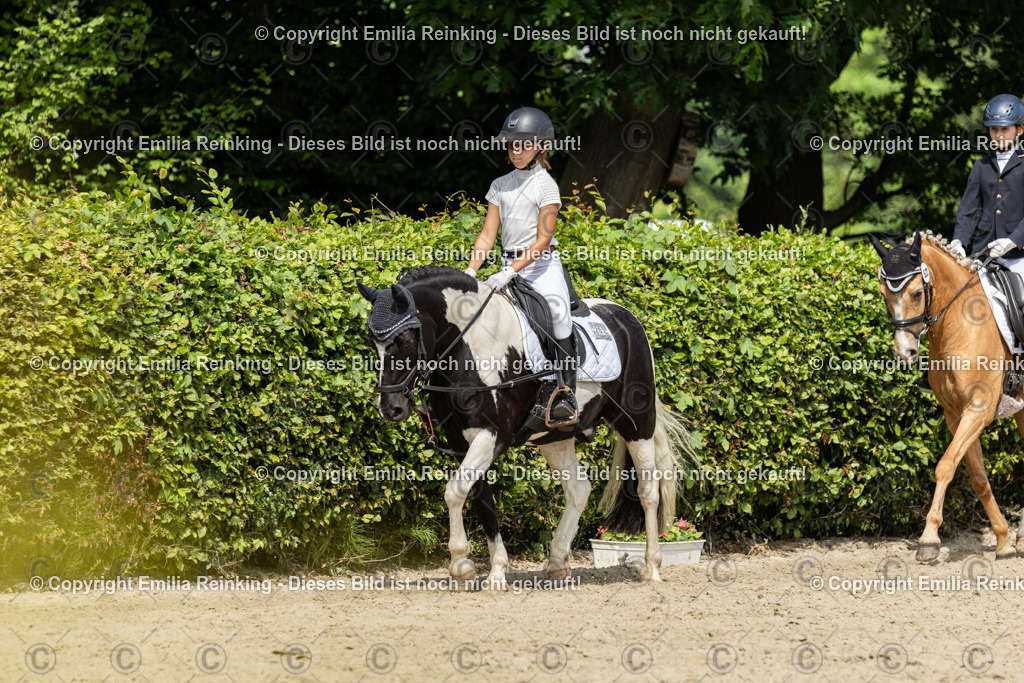 CL5A1057 | Emilia Reinking Fotografie - Realisiert mit Pictrs.com