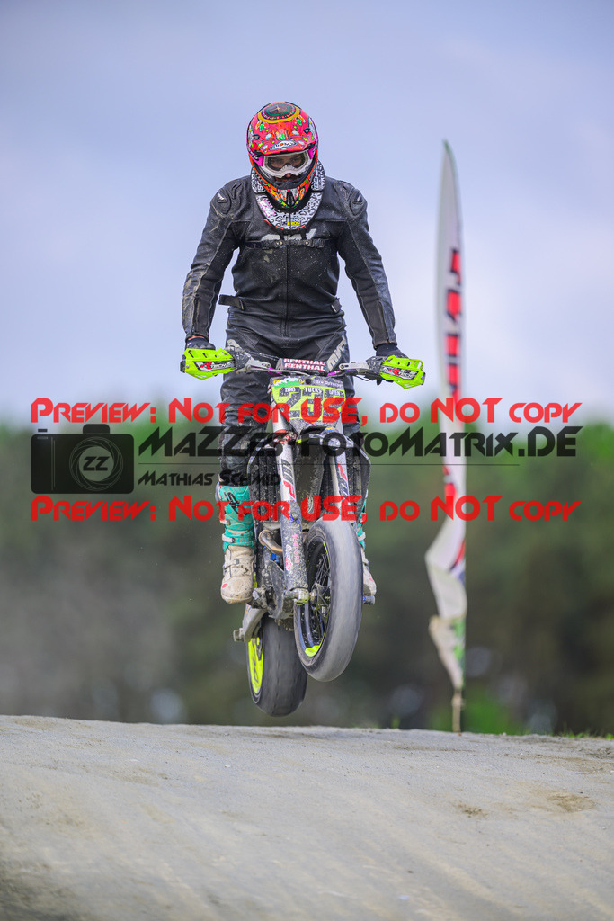 MaZZes_Fotomatrix_20250504_6007705_6397 | S4