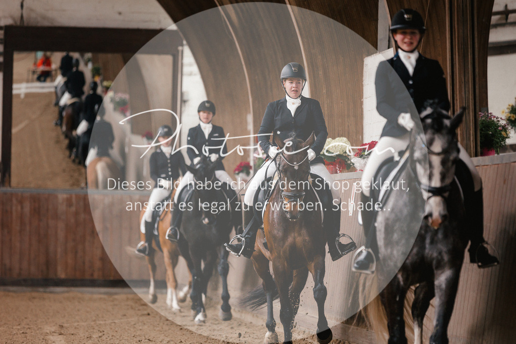 3I6A7052 | Stimmungsvolle Portraits und Reitsportfotografie im Ruhrgebiet und im Münsterland.

Pferdefotografie, Hundefotografie, Tierfotografie, Reportagen, Portraits von Tier und Mensch, Turnierfotografie in Bochum, Recklinghausen, Marl, Haltern am See, Dülmen.. - Realisiert mit Pictrs.com