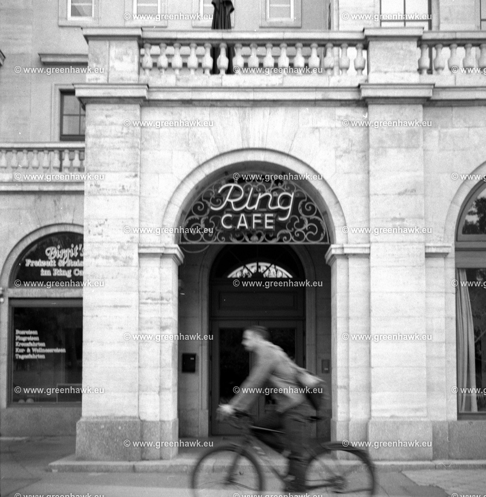 2025-10-09-0001 | Greenhawks Bilder Shop für Landschaften, Urban, Tiere und weiteres als Poster Leinwand oder Fotogeschenk für Ostern Weihnachten oder Geburtstag  - Realisiert mit Pictrs.com