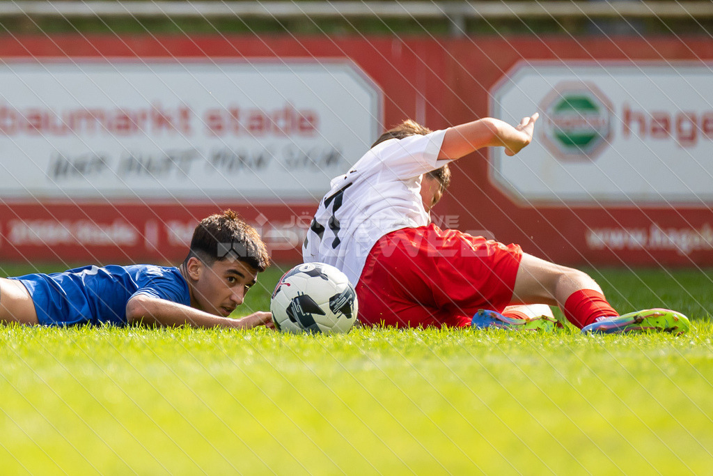 20250920_Picselweb-Fotografie_1R3_1242 | JFV D/A &amp; Stade - VfB Oldenburg0:1 VfB no70:2 VfB no70:3 VfB JFV Eigentor0:4 VfB no70:5 VfB no71:5 JFV no3 Jaric Jimenez-Voss2:5 JFV no9 Janko Sylvester3:5 JFV no16 Damian Elias Mihro Burekovic - Realisiert mit Pictrs.com