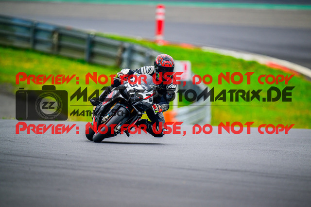 MaZZes_FotoMatrix_240804_6007705_7577 | Fotograf Mathias Schmid
Sportfotograf,
Eventfotograf,
Hochzeitsfotograf,
Portraitfotograf