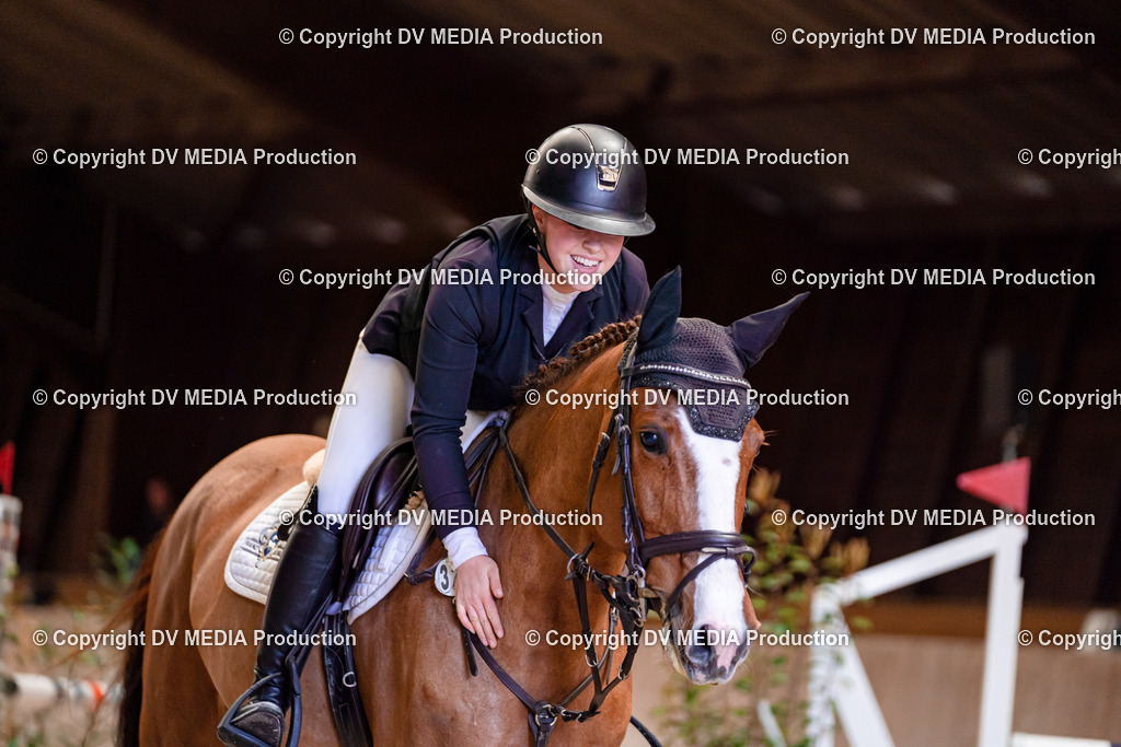 Springen Tag 1-545 | dv-media-shop - Realisiert mit Pictrs.com