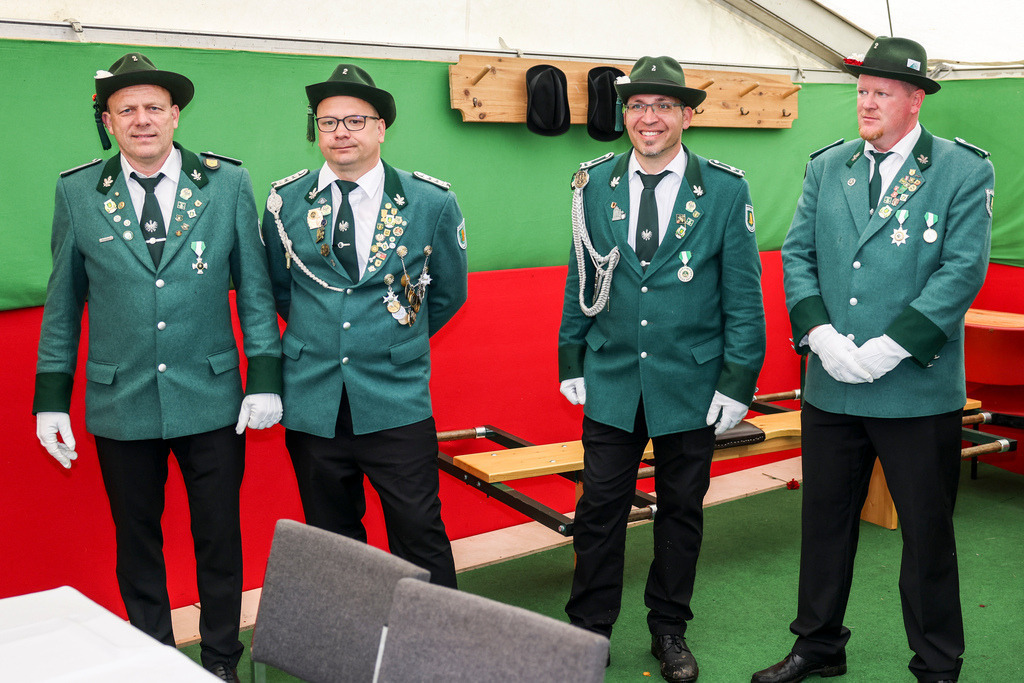 top-top.de 240516-143 | Foto, Video, Fotografie, Videografie, Fotobox, DJ, Discjockey, Musik, Musikbox, Veranstaltung, Photobooth, Amazon, Ebay, Buchtipp, Bestseller, Autor, Verlag, Buch, Wesel, Hamminkeln, NRW, Dinslaken, Rees, Drohne, Hochzeit, Party, Fotobox, Wesel, Fotograf