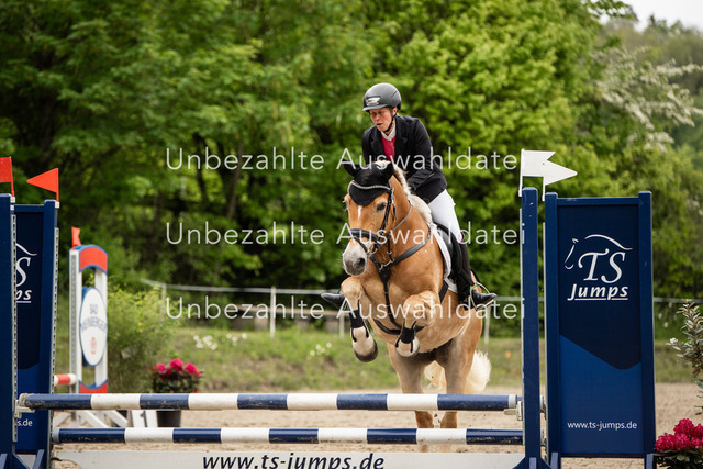 Bad_Meinberg_07374 | saradresslerfotografie - Realisiert mit Pictrs.com