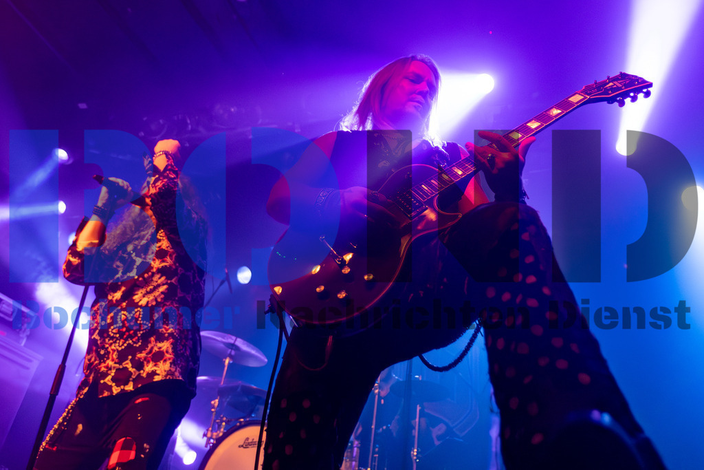 SES_NURDIO20250102-10 | bond - Realisiert mit Pictrs.com