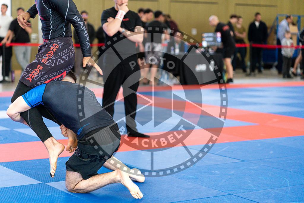 20250510PBB3747 | Athletes compete during the JJLG Berlin Open Jiu-Jitsu Championship on May 10, 2025 in Berlin, Germany. © Chiara Dazi / photoblackbelt
