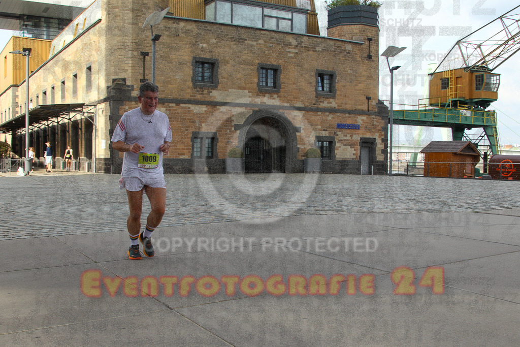 250920_1536_EV4_9278 | Sportfotografie im Rhein-Sieg Kreis, Köln, Bonn, NRW, Rheinland Pfalz, Hessen, etc. Unser Tätigkeitsfeld umfasst den Laufsport vom Volkslauf über den Marathon, Duathlon, Triathon bis zum Ultralauf wie Kölnpfad Ultra oder Schindertrail.