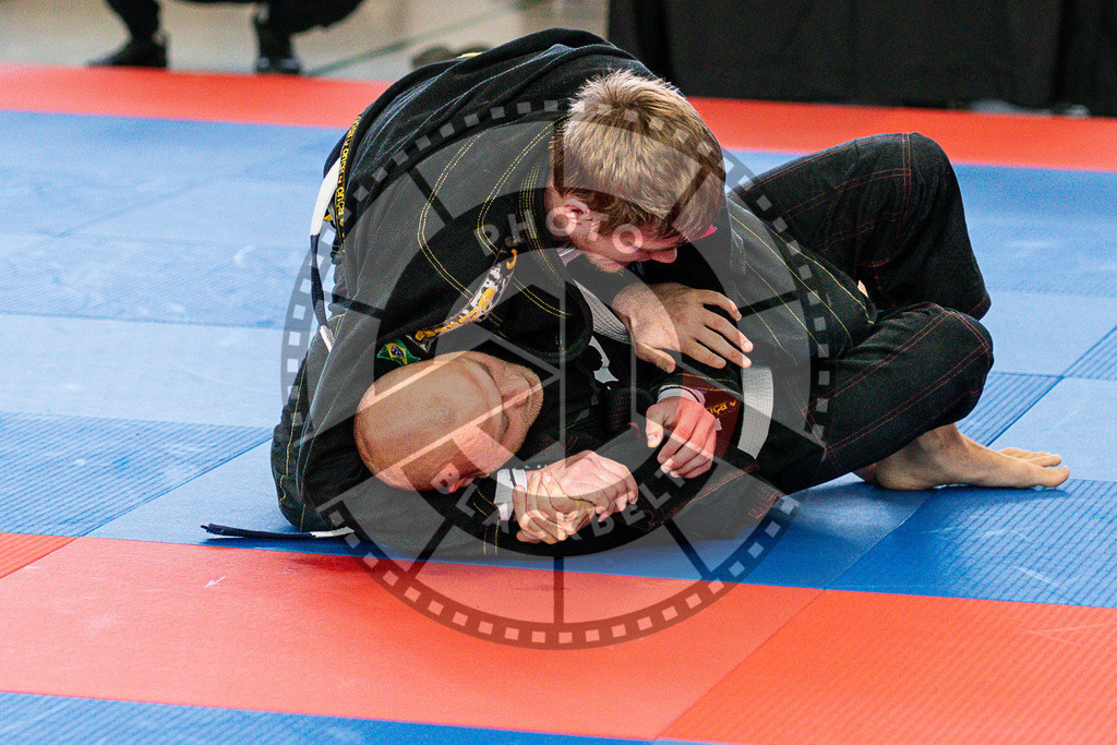 20250510PBB1105 | Athletes compete during the JJLG Berlin Open Jiu-Jitsu Championship on May 10, 2025 in Berlin, Germany. © Chiara Dazi / photoblackbelt