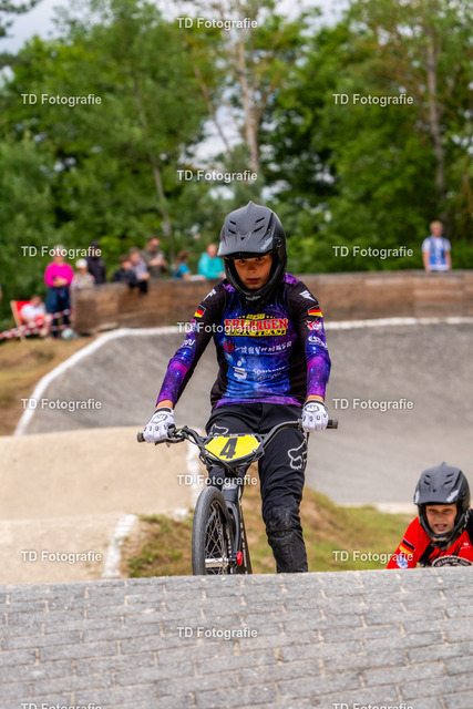 BayBMX2026-06560 | Fotogalerie von Thomas Dettweiler mit Eventbildern und lizenzfreien Fotos. Perfekt als Wandbild, für Büro, Website oder private Nutzung. - Realisiert mit Pictrs.com