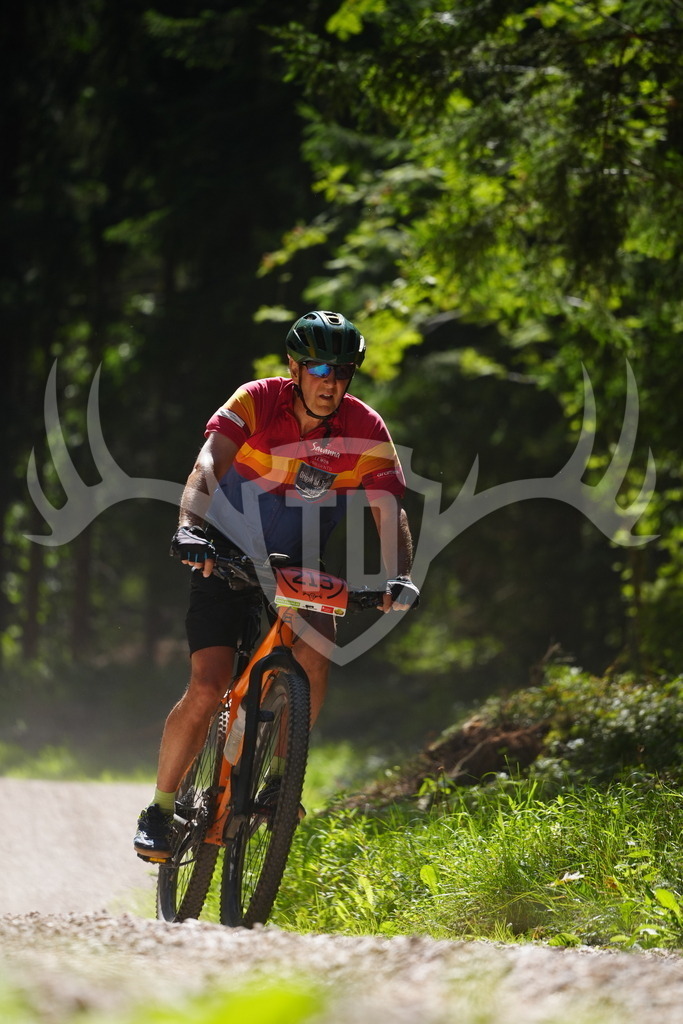 FC102383 | Fotogalerie der Treibjagd im Dunkelwald - Dein MTB Etappenrennen im Erzgebirge - Realisiert mit Pictrs.com