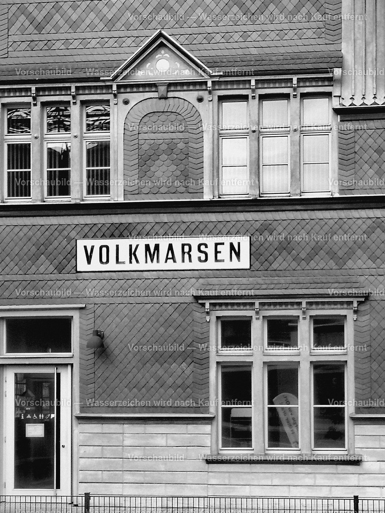 Kleinstadtbahnhof | Volkmarsen bei Kassel - Realisiert mit Pictrs.com