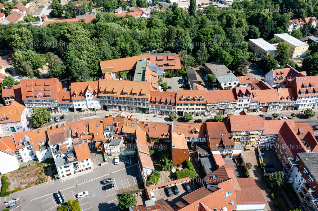 10049-51655 - Luftbild Halberstadt | Stockfoto und Bilderpool mit Bildmaterial aus Deutschland, dem Harz, Halberstadt, Quedlinburg, Wernigerode und weltweit. Qualitativ hochwertige und professionelle Fotos anschauen und kaufen. - Realisiert mit Pictrs.com