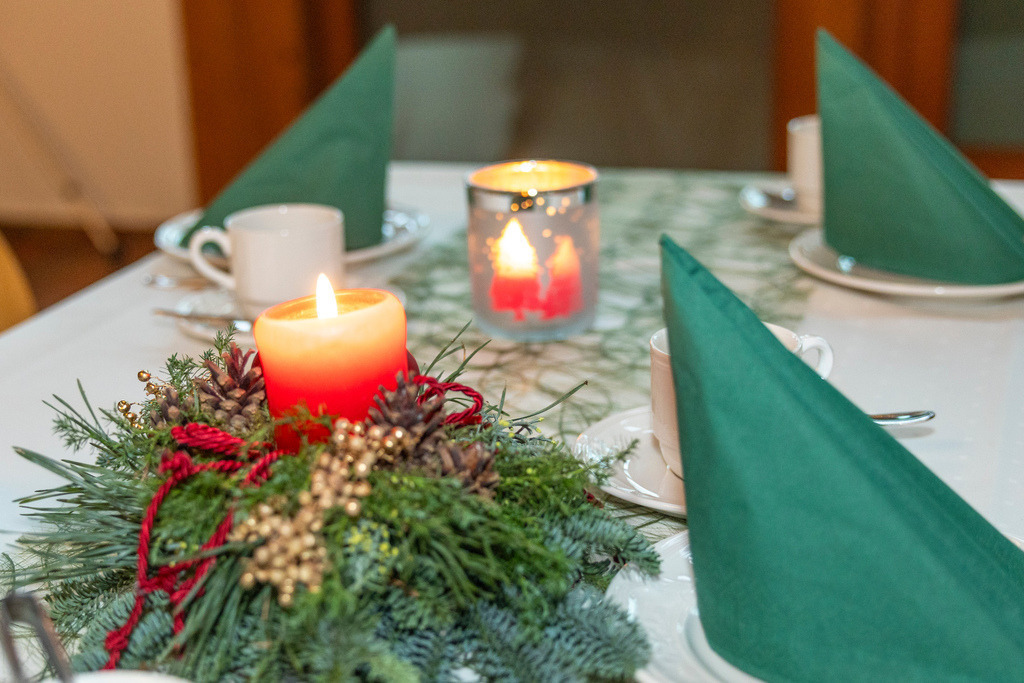 top-top.de 241127-038 | Foto, Video, Fotografie, Videografie, Fotobox, DJ, Discjockey, Musik, Musikbox, Veranstaltung, Photobooth, Amazon, Ebay, Buchtipp, Bestseller, Autor, Verlag, Buch, Wesel, Hamminkeln, NRW, Dinslaken, Rees, Drohne, Hochzeit, Party, Fotobox, Wesel, Fotograf