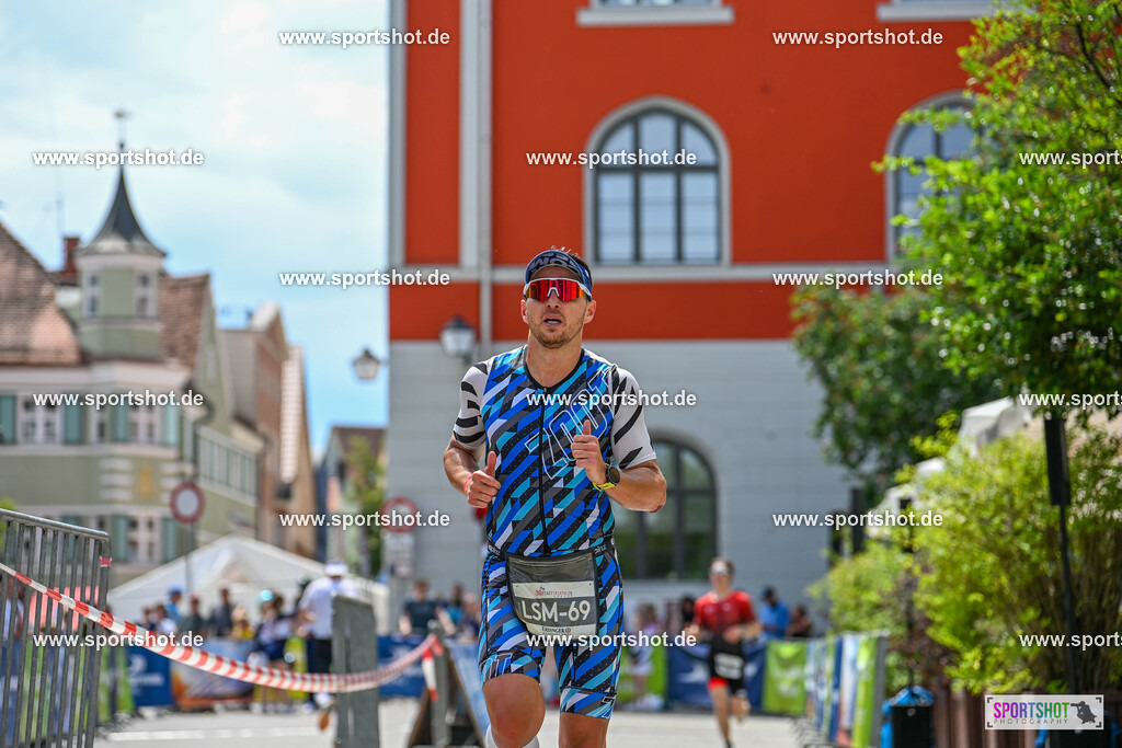 SZI_6615 | Stadttriathlon Erding 2025. #yourpictrs #sportshot_your_pictrs @Sportshotphotography #stadttriathlonerding Copyright: www.sportshot.de