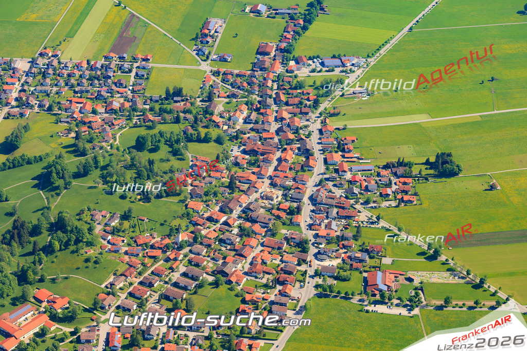 Luftbild von Schwangau Schwangau - Luftaufnahme wurde 2015 von https://frankenair.de mittels Flugzeug (keine Drohne) erstellt - die Geschenkidee