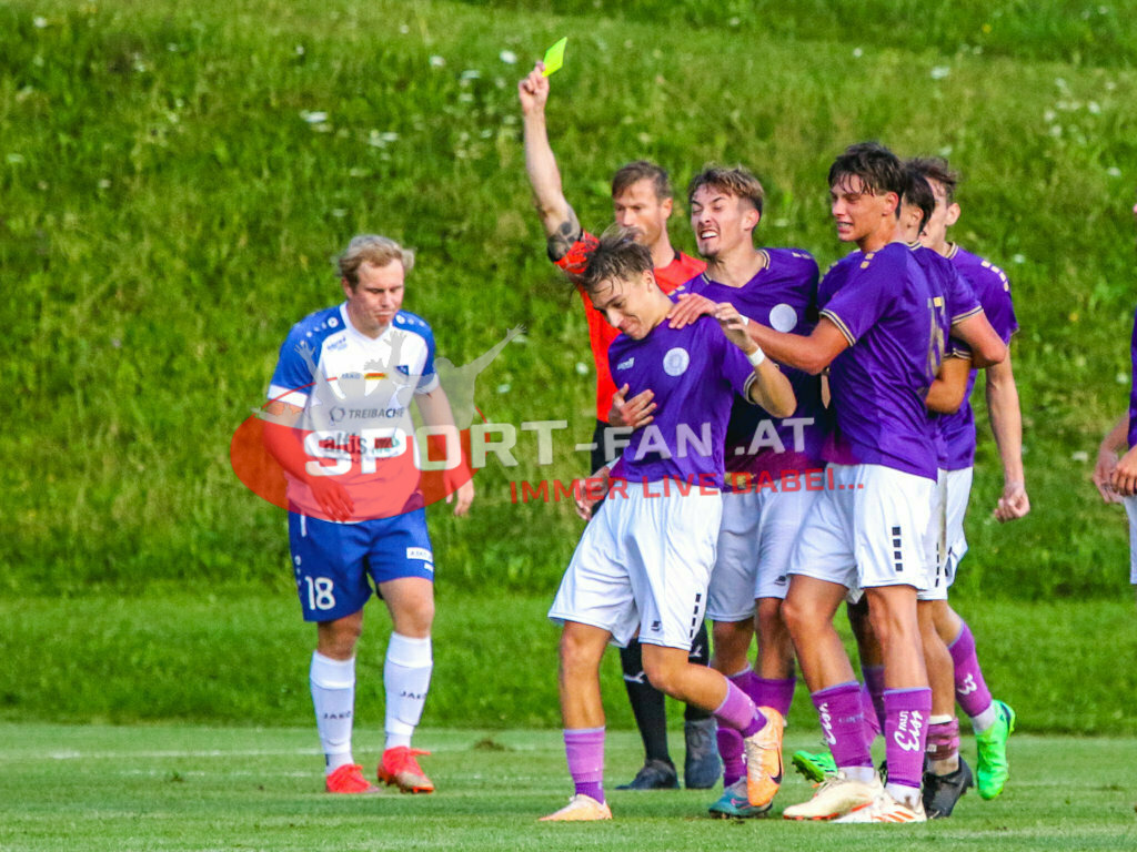 Austria Klagenfurt Amateure - SK Treibach 1-1, Kärntner Liga 2. Runde | Julian Maurer (SK Treibach #18) Schiedsrichter Stephan Orel, Dennis Meschnik (Austria Klagenfurt Amateure, K, #3) Matteo Kitz (Austria Klagenfurt Amateure #15) Fabio Markelic (Austria Klagenfurt Amateure #92) Austria Klagenfurt Amateure - SK Treibach 1-1 am 08.08.2023 in Brückl
(Sportplatz), Austria, (Photo by Ernst Krawagner sport-fan.at) - Realisiert mit Pictrs.com