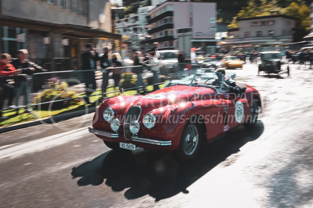 21. Arosa ClassicCar 2025 - 5. September 2025 | Michael Kalbermatter aus Zermatt (SUI) in einem Jaguar XK120 aus dem Jahre 1954 mit Startnummer 619 am Arosa ClassicCar 2025 in der Kategorie Demo..@arosaclassiccar, @arosa.official, #arosaclassiccar, #arosa, #76curves, #classiccarBild: Sportfotografie Markus Aeschimann | www.markus-aeschimann.ch - Realisiert mit Pictrs.com