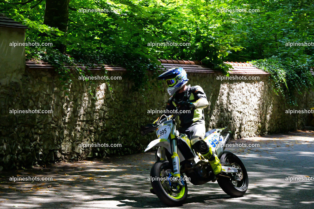 P1036807 | Erleben Sie atemberaubende, hochqualitative Fotos Ihrer Fahrt entlang der malerischen Alpenstraßen. Besuchen Sie alpineshots.com, um professionelle Aufnahmen Ihrer unvergesslichen Reise zu finden und zu kaufen - Realisiert mit Pictrs.com