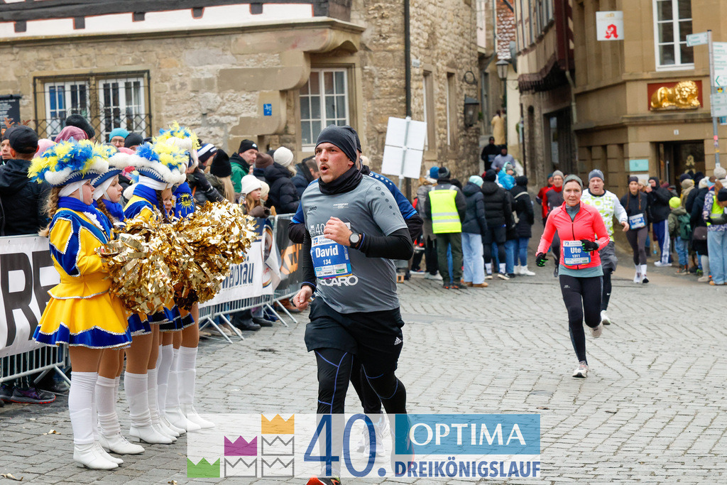 VR Bank Hauptlauf 10km | 40. Optima 3koenigslauf 2026 - Realisiert mit Pictrs.com