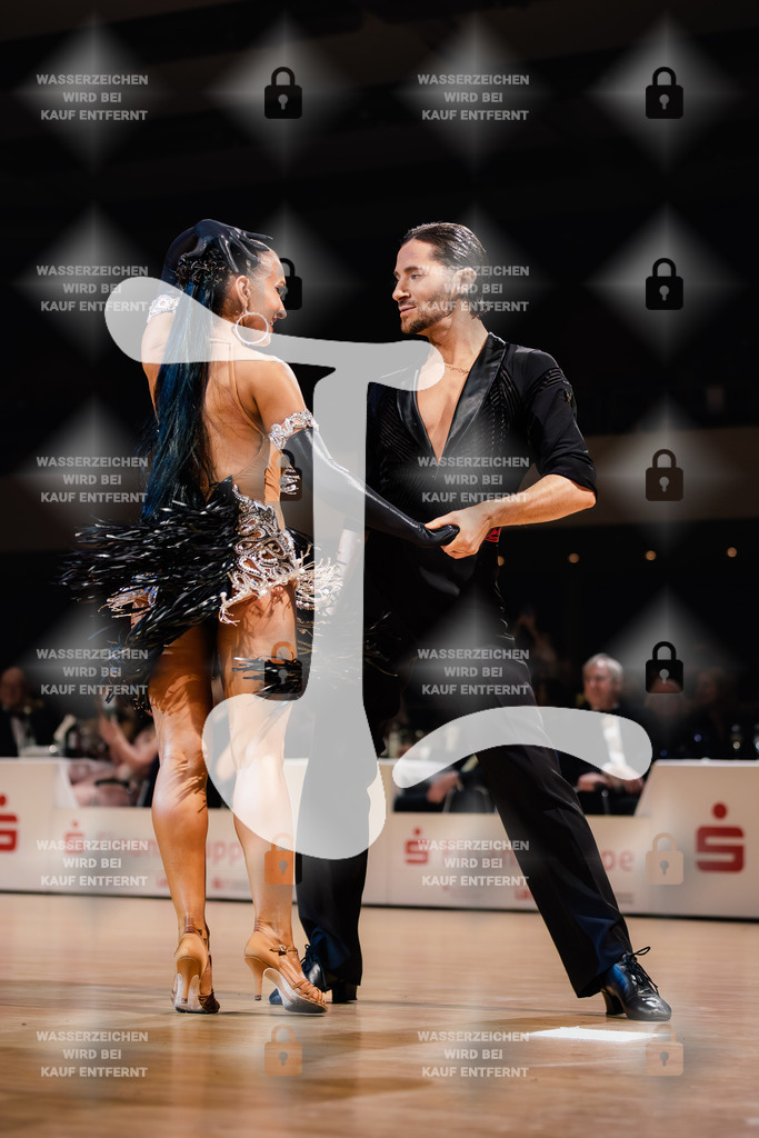 Goldstadtpokal 2025 - WDSF World Open Latin 1st (19) Charles-Guillaume Schmitt _ Elena Salikhova (France)-2025-01-25-1856 | Webshop for digital downloads and prints of dance sport, event & show photographer Julian Link - Realisiert mit Pictrs.com