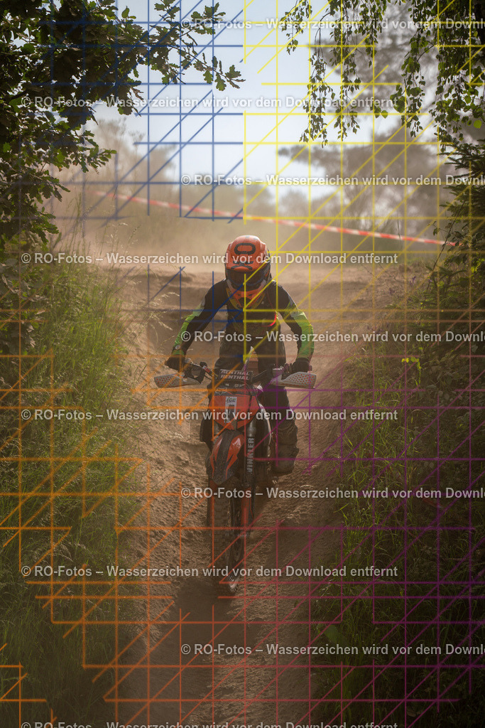 Niederwürzbach 4 Lauf-417 | Sportfotografie von RO-Fotos: Motorsport, Motocross, Enduro, Laufveranstaltungen und Triathlon. Professionelle Fotos von Sportlern und Events. - Realisiert mit Pictrs.com