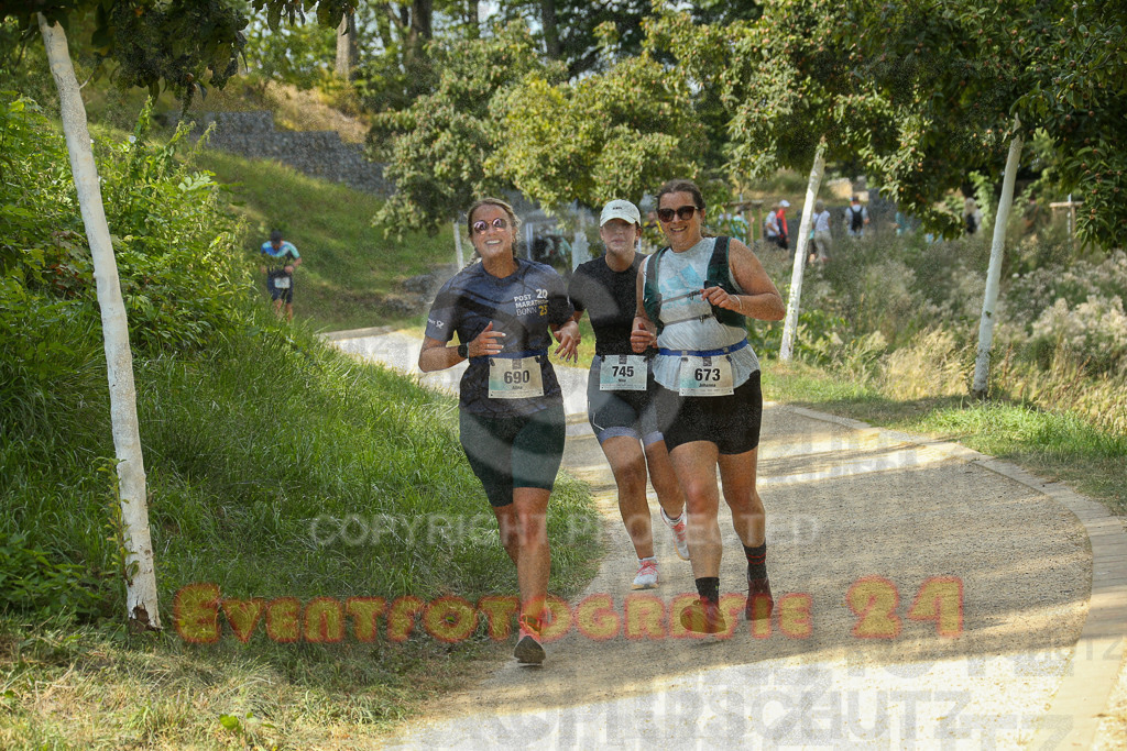 250824_1459_EX1_8242 | Sportfotografie im Rhein-Sieg Kreis, Köln, Bonn, NRW, Rheinland Pfalz, Hessen, etc. Unser Tätigkeitsfeld umfasst den Laufsport vom Volkslauf über den Marathon, Duathlon, Triathon bis zum Ultralauf wie Kölnpfad Ultra oder Schindertrail.