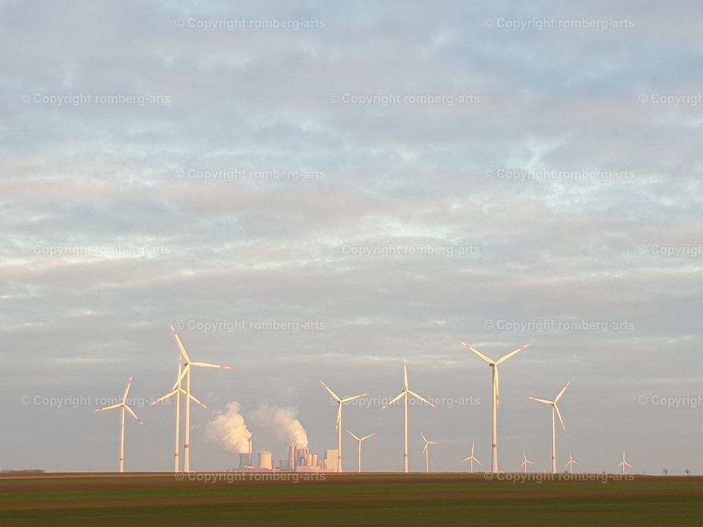 Energieerzeugung | Windräder, Kraftwerke, Landschaft mit Windrädern, Energieerzeugung, Windpark, Energiepark