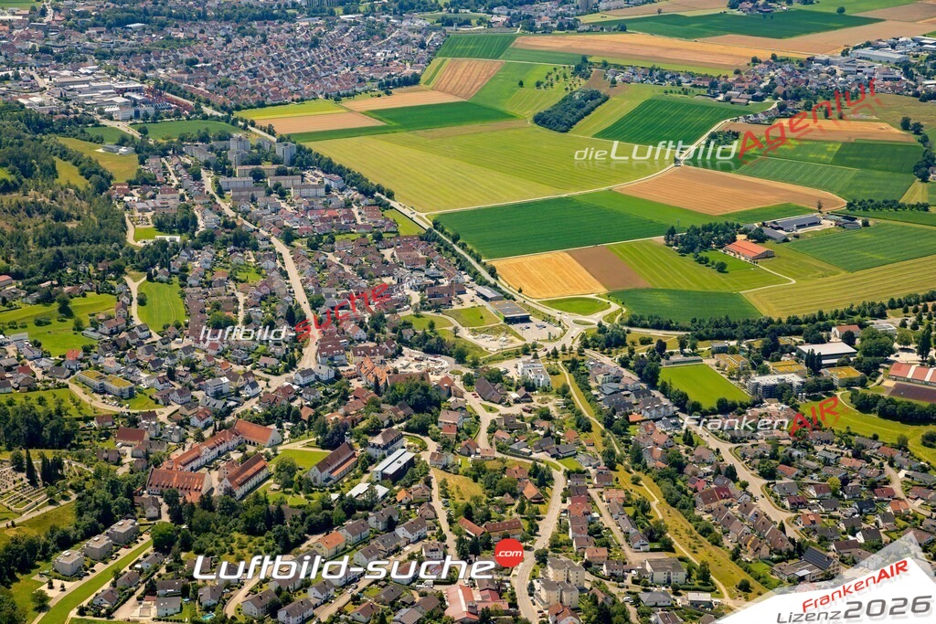 Das Luftbild zeigt : Friesenhäusle Baindt - Die Luftaufnahme wurde 2024 vom UL-Flugzeug aus erstellt ( keine Drohne ) - Hochauflösende Luftaufnahme - Für grossformatige Ausdrucke geeignet. Die Geschenkidee !Mit Lizenz und Bildrechte bestellbar