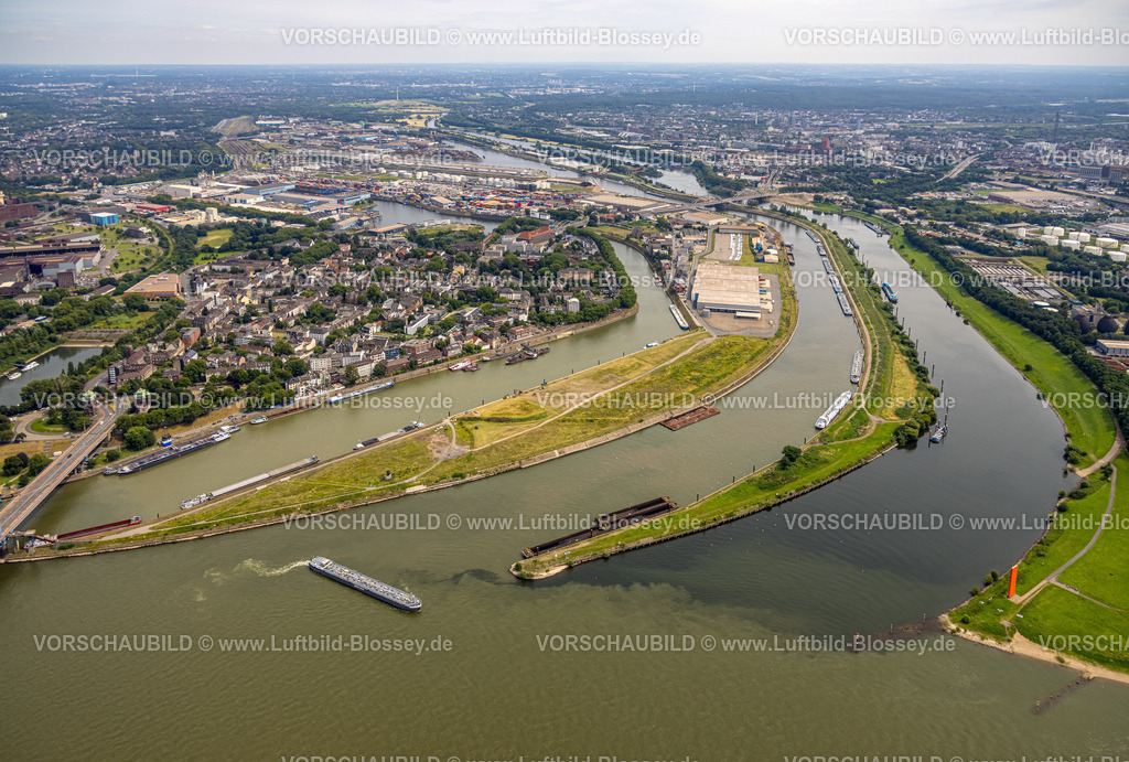 Duisburg240710937Duisport | Luftbild, duisport Hafen Duisburg, Hafengebiet und Ortsteil Ruhrort, Vinckekanal Speditionsinsel und Mercatorinsel mit DB Schenker Logistik und Binnenschifffahrt, Fluss Ruhrmündung in den Fluss Rhein, Rheinorange Stahl-Skulptur Landmarke des Kölner Bildhauers Lutz Fritsch, Alt-Homberg, Duisburg, Ruhrgebiet, Nordrhein-Westfalen, Deutschland