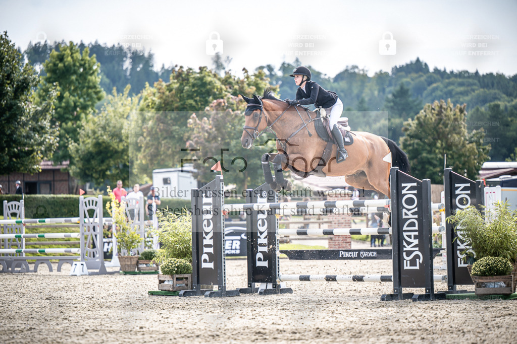 DOS_1932 | Entdecke hochwertige Reitturnierfotos von Foto Oger. Professionell, emotional und authentisch – jetzt Lieblingsmomente im Shop bestellen. - Realisiert mit Pictrs.com