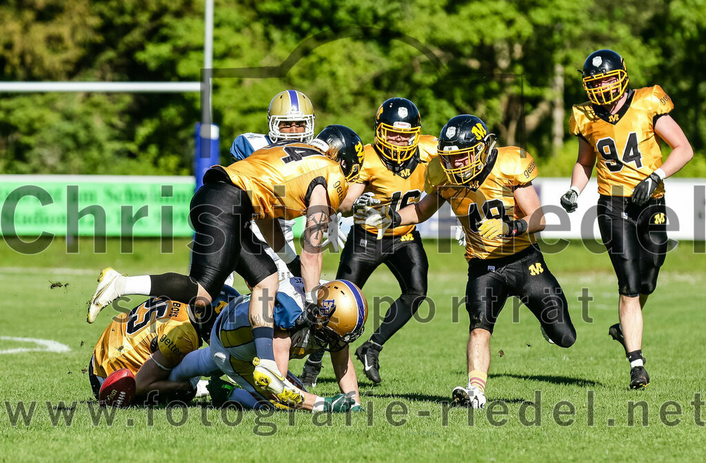 2022-05-14_094_Erding_Bulls_gegen_Munich_Cowboys_2 | Erding, Deutschland, 14.05.2022:
Fußball, Regionalliga 2022, 3. Spieltag, Erding Bulls gegen Munich Cowboys 2, Endergebnis: 20:30

Maximilian Stacke (Erding Bulls, #80)

Foto: Christian Riedel / fotografie-riedel.net