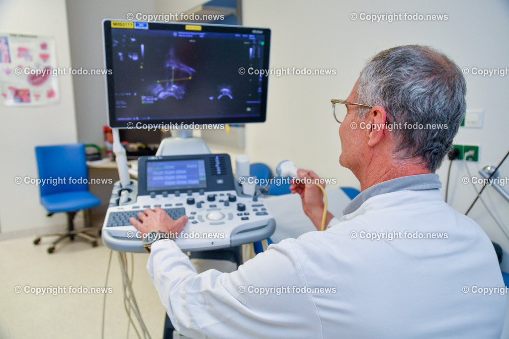 Michael Dunzinger_ Primar_ Salzkammergutklinikum Vöcklabruck_ 19.01.2023-5 | 19.01.2023, Voecklabruck, AUT, Salzkammergutklinikum, im Bild Michael Dunzinger (Primar, Urologie, Salzkammergutklinikum Voecklabruck)