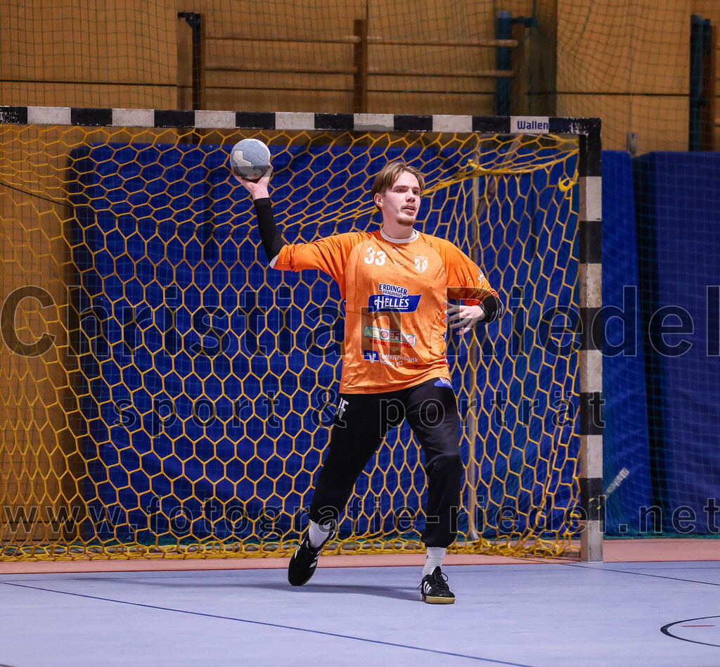 2024-11-24_039_SpVgg_Altenerding_gegen_ASV_Dachau | Erding, Deutschland, 24.11.2024:Handball, Bezirksoberliga Männer 2024 / 2025, 8. Spieltag, SpVgg Altenerding gegen ASV Dachau, Endergebnis: 30:23Torwart Jannik Fleps (SpVgg Altenerding, #33)Foto: Christian Riedel / fotografie-riedel.net