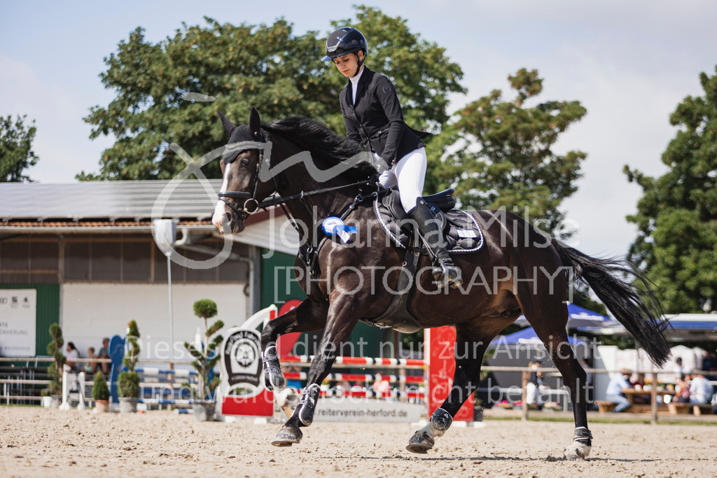 250628_PfSpTa_A2-Spr-244 | Deine schönsten Turniermomente als professionelle Fotos! Entdecke hochwertige Pferdesport-Fotografie im Online-Shop. Jetzt Fotos finden & bestellen!