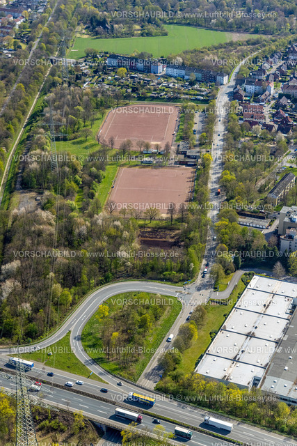 Gelsenkirchen220402446 | Luftbild, Fußballplatz Rot-Weiß Wacker Bismarck 1925,  Bismarck, Gelsenkirchen, Ruhrgebiet, Nordrhein-Westfalen, Deutschland