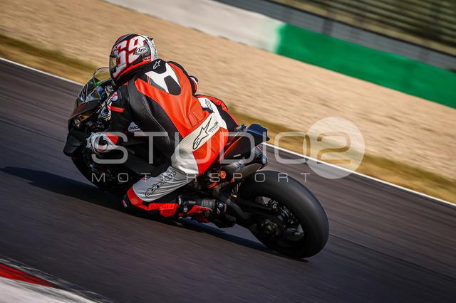 0869-250705LR-013_869 | Deine Full-Service-Agentur für ✔️Videoproduktionen und ✔️Motorsportfotografie Jetzt Angebot anfragen!