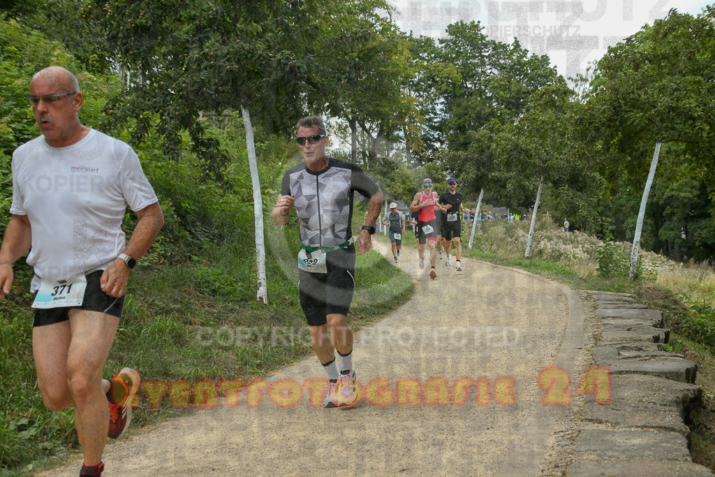 250824_1348_EX1_3784 | Sportfotografie im Rhein-Sieg Kreis, Köln, Bonn, NRW, Rheinland Pfalz, Hessen, etc. Unser Tätigkeitsfeld umfasst den Laufsport vom Volkslauf über den Marathon, Duathlon, Triathon bis zum Ultralauf wie Kölnpfad Ultra oder Schindertrail.