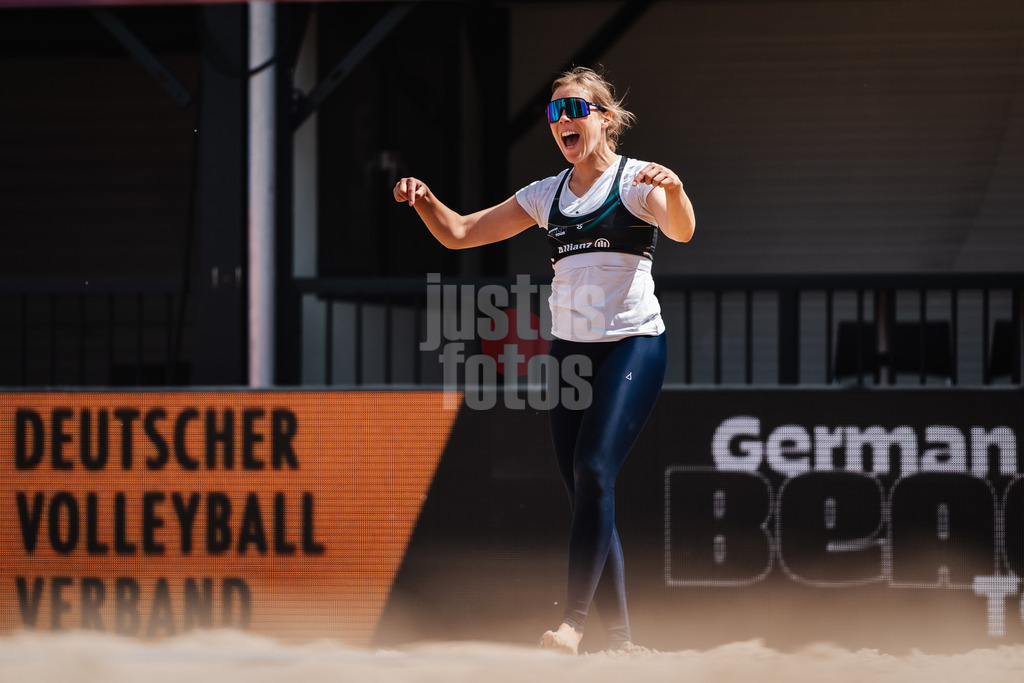 Beachvolleyball | Frauen | Allianz German Beach Tour 2025 | Tourstop Hamburg | 29.05.2025 | Nina Interwies jubelt