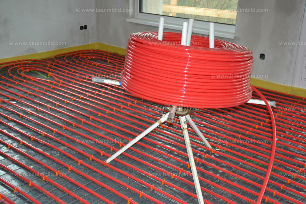 bib-lg16-heizung-0049 | Nach LV-Leistungsgruppen sortierte Detailfotos über den Bau eines Hauses. Alle Hausbau-Bilder direkt vom Urheber und Autor der Website Haus-Selber-Bauen.com