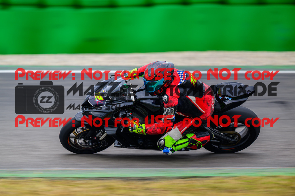 MaZZes_Fotomatrix_20240923_6007705_5287 | Fotograf Mathias Schmid
Sportfotograf,
Eventfotograf,
Hochzeitsfotograf,
Portraitfotograf