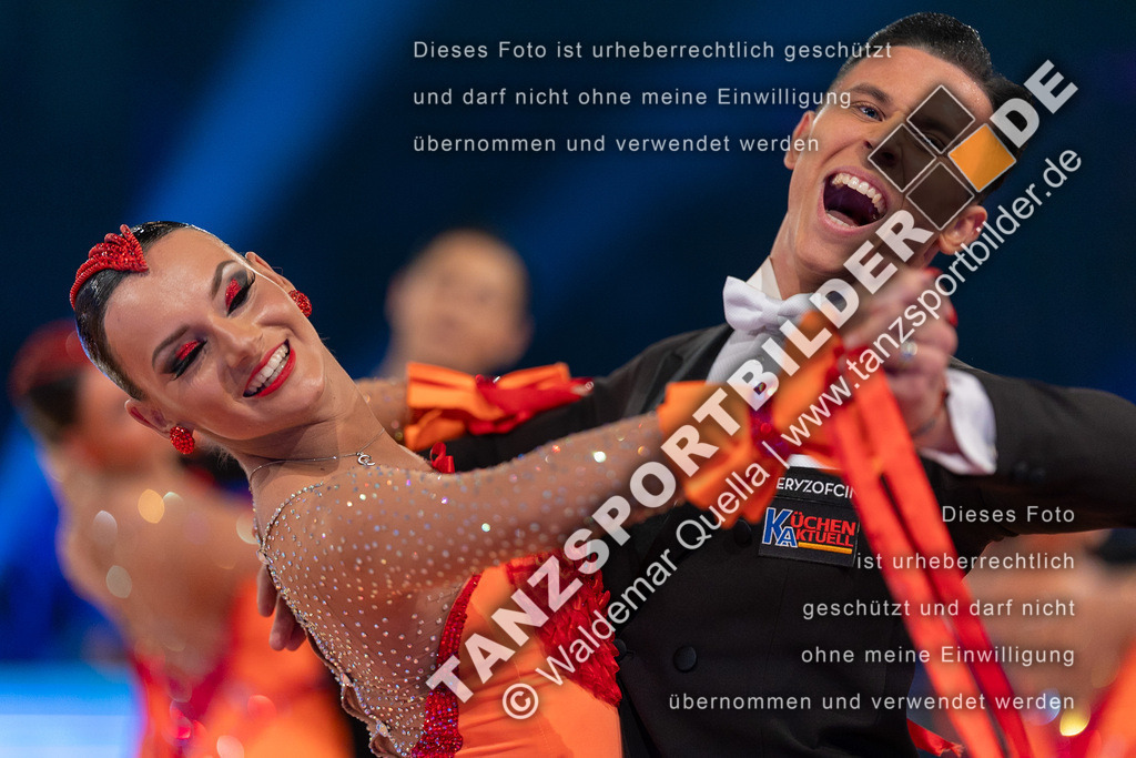 20231111-11835 | Hier finden Sie Tanz Bilder vom Latein und Standard Formationen tanzen. Sportbilder vom Tanzsport. Schöne Fotos und von Weltmeisterschaft, Europameisterschaft, Bundesliga, Regionalliga, Oberliga und Landesliga sowie von GOC Stuttgart, DanceComp, WM Bremen