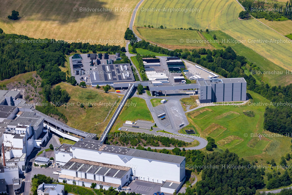 Luftbild Grevenstein-5062 | Luftbild Bierbrauerei- Werksgelände der Veltinsbrauerei in Grevenstein im Bundesland Nordrhein-Westfalen - Realisiert mit Pictrs.com