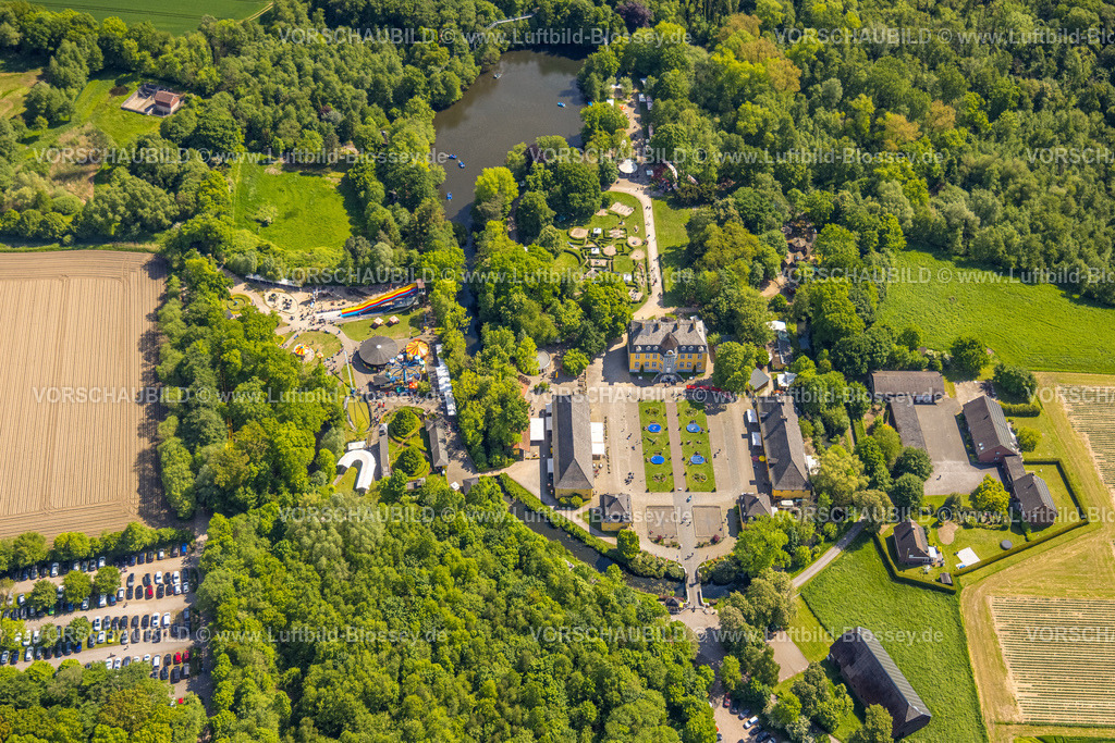 Bottrop230510106Kirchhellen | Luftbild, Freizeitpark Schloß Beck, mit Spielplatz und Spielgeräten, Kirchhellen-Nord-Ost, Bottrop, Ruhrgebiet, Nordrhein-Westfalen, Deutschland