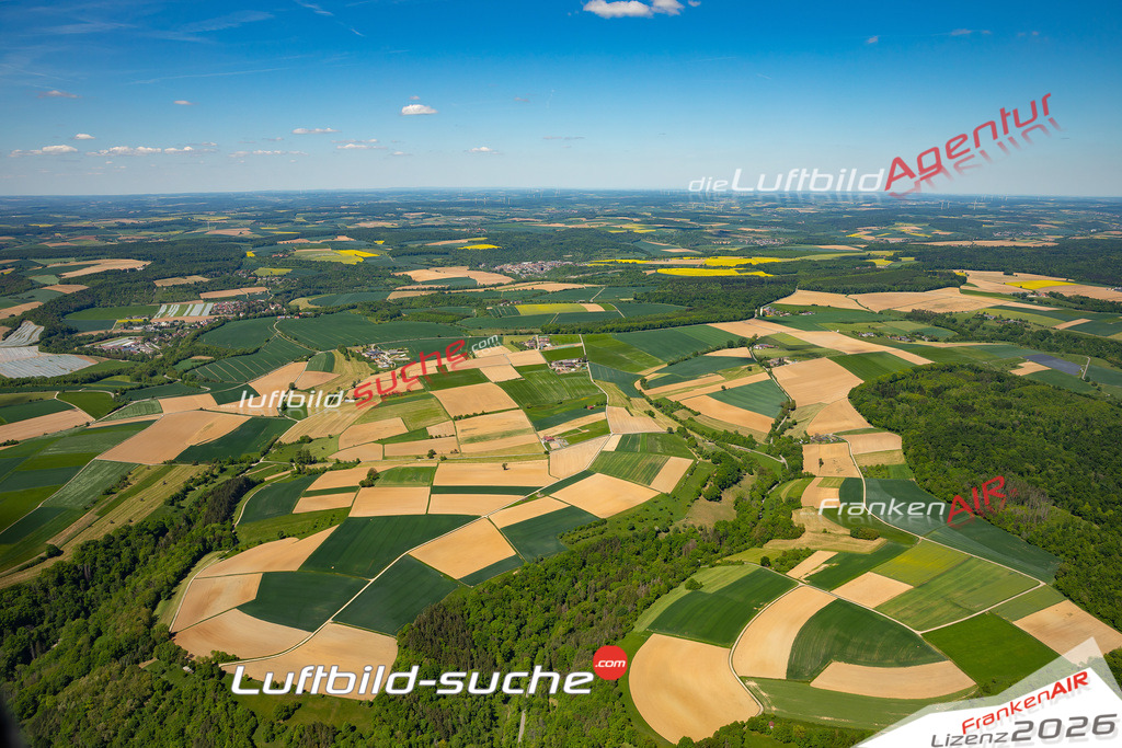 Schöne Luftaufnahme als Geschenk in Sindringen Forchtenberg - Die Luftbildaufnahme wurde 2025 vom UL-Flugzeug heraus erstellt ( keine Drohne ) - Hochauflösende Luftaufnahme -Nicht vergleichbar mit Google Maps oder Satelittenbilder- Die Geschenkidee !Mit Lizenz und Bildrechte bestellbar