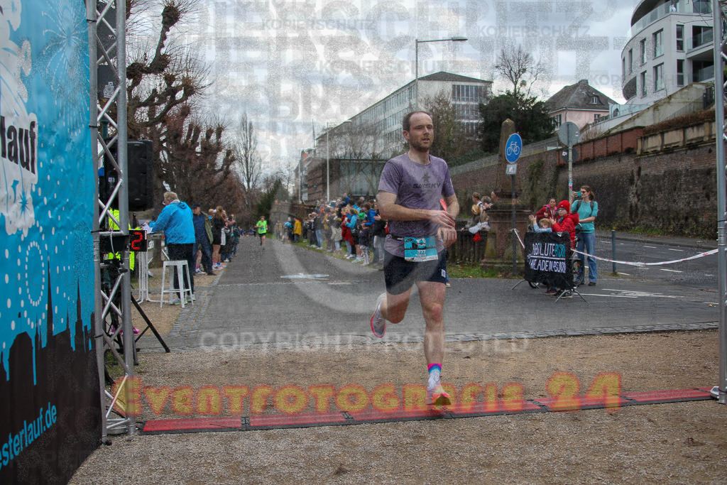 221231_1147_EV4_7627 | Sportfotografie im Rhein-Sieg Kreis, Köln, Bonn, NRW, Rheinland Pfalz, Hessen, etc. Unser Tätigkeitsfeld umfasst den Laufsport vom Volkslauf über den Marathon, Duathlon, Triathon bis zum Ultralauf wie Kölnpfad Ultra oder Schindertrail.